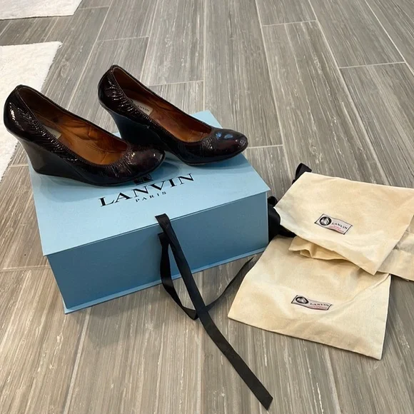 Lanvin burgundy patent wedge ballet shoes, size 38 (8 us) - Picture 1 of 8